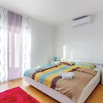 度假居 Awesome In