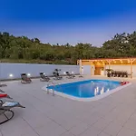Awesome In 度假居