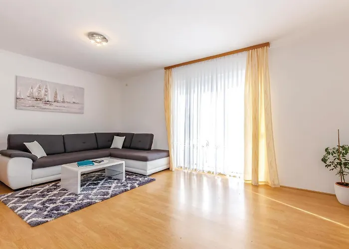 度假居 5 Bedroom Cozy In 塞尔瑟